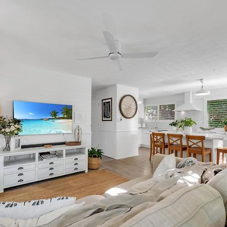 Surf Dance Apartments Coolum Beach Exterior photo