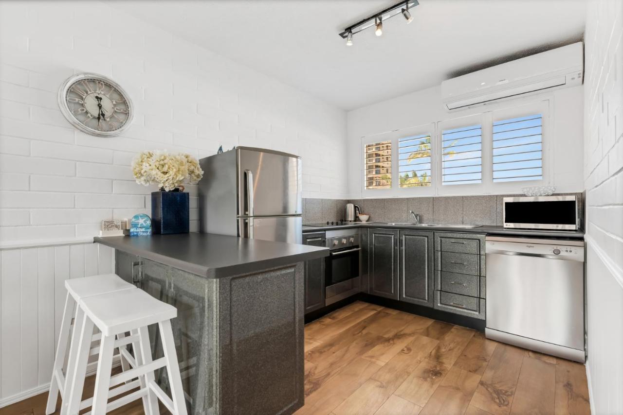 Surf Dance Apartments Coolum Beach Exterior photo