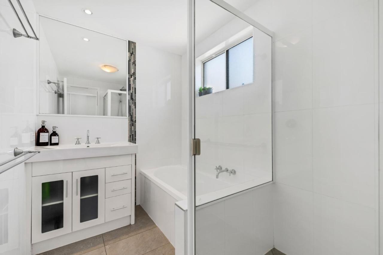 Surf Dance Apartments Coolum Beach Exterior photo