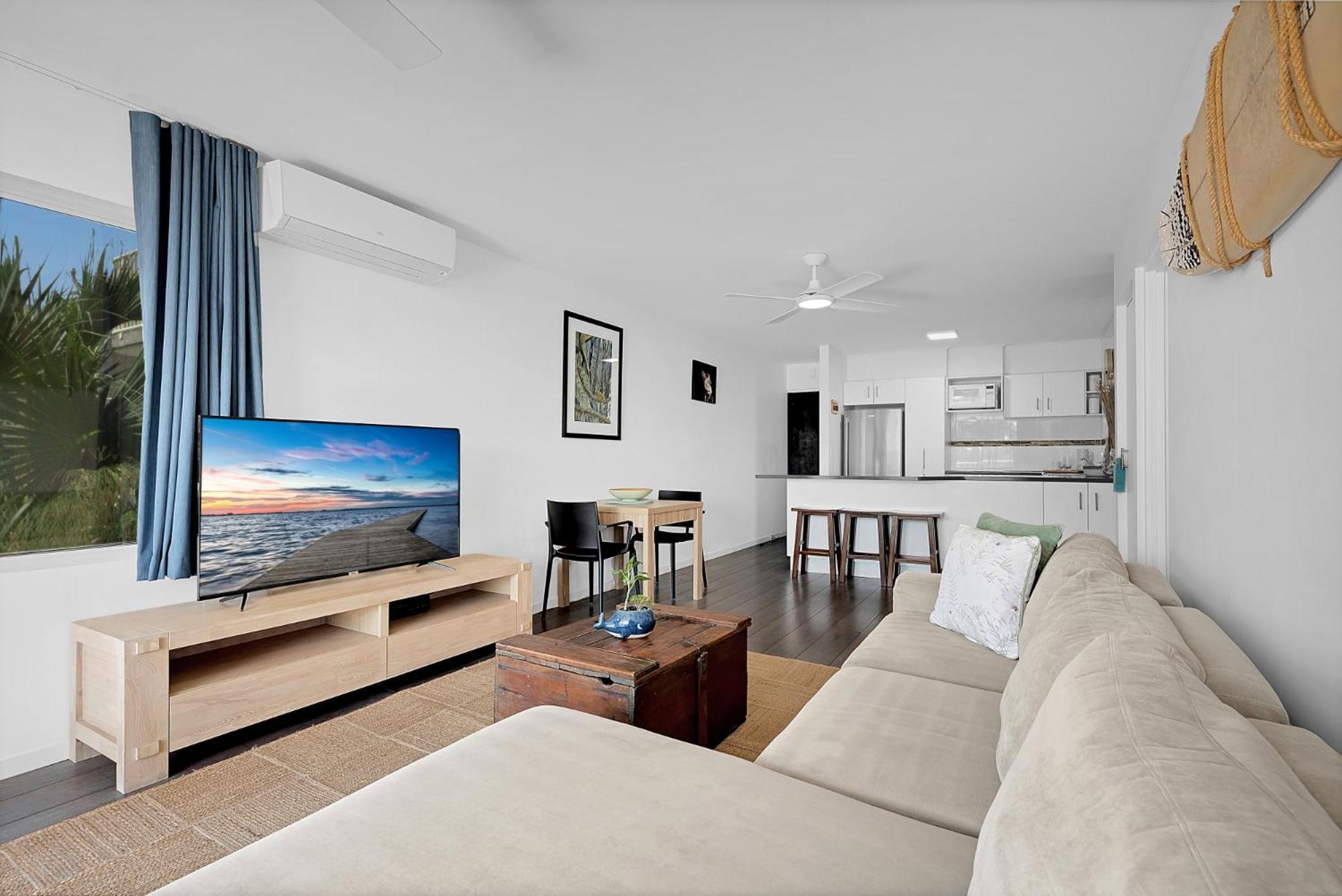 Surf Dance Apartments Coolum Beach Exterior photo