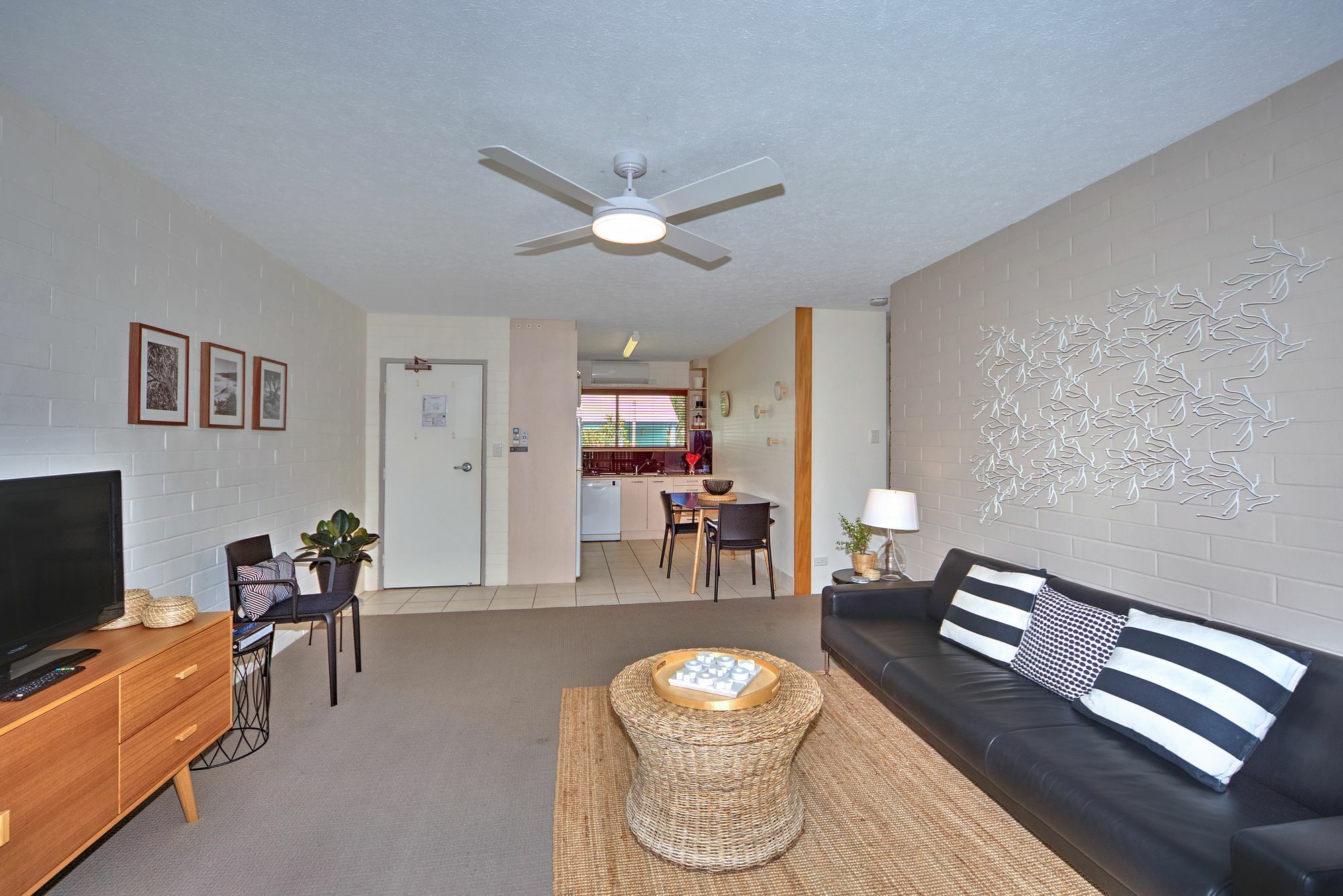 Surf Dance Apartments Coolum Beach Exterior photo
